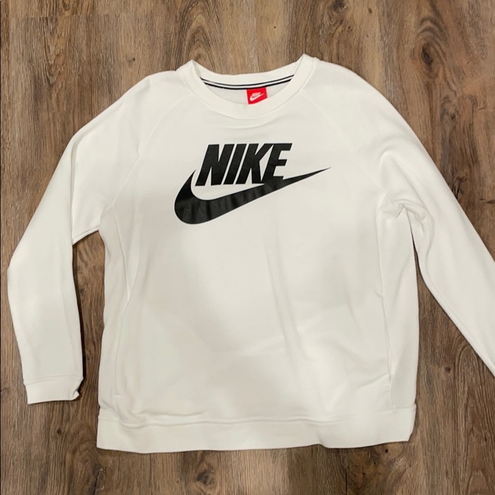 Nike sweatshirt